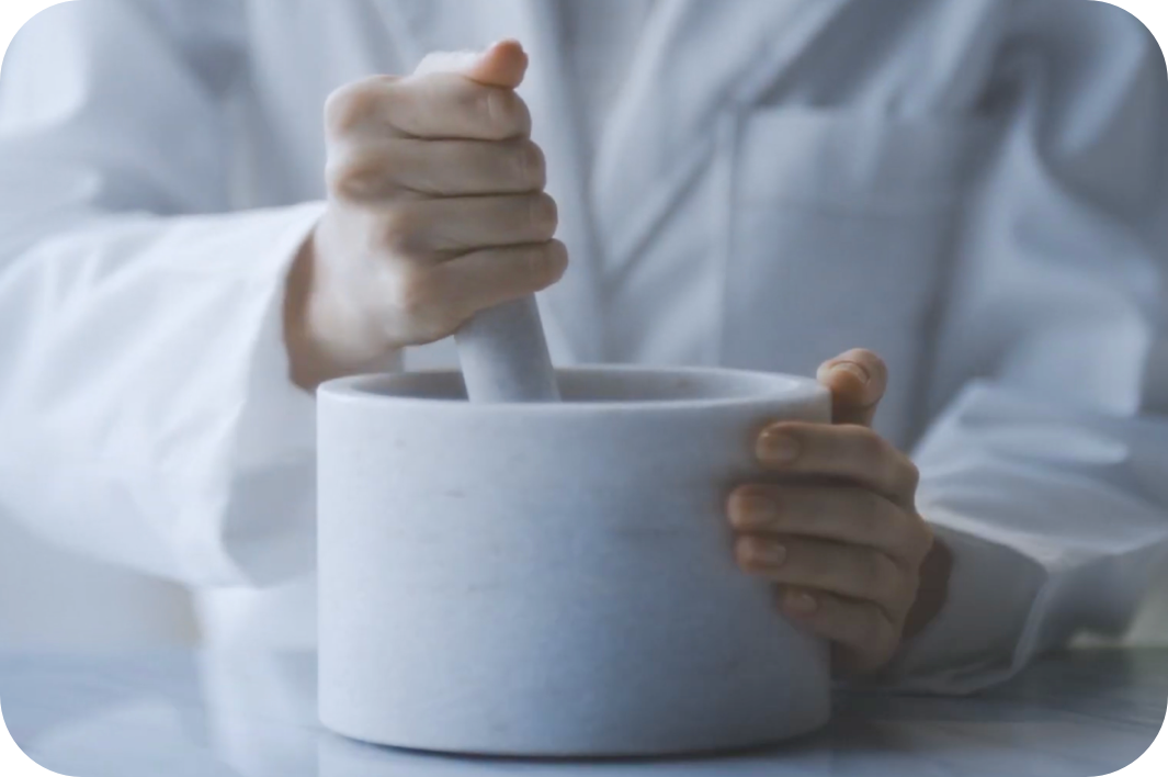 🌿 The Science of Scent: Why Fragrance Matters More Than You Think